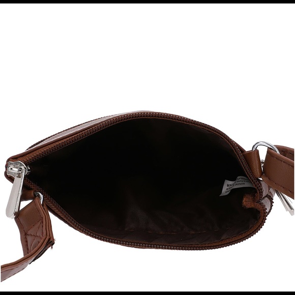 Please see new listing. - Picture 4 of 5